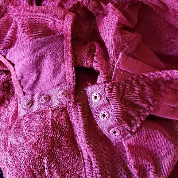 Victoria's Secret Eyelash Lace Mesh Sheer Thong Bodysuit Teddy Long Sleeve 36C - Picture 12 of 16